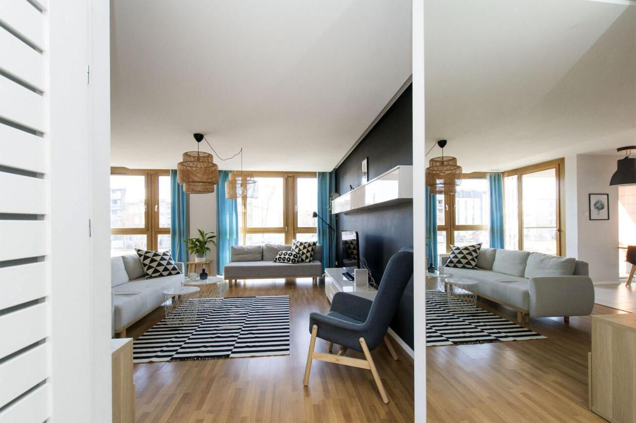 City Center - Aura By Apartmore Gdansk Exterior photo