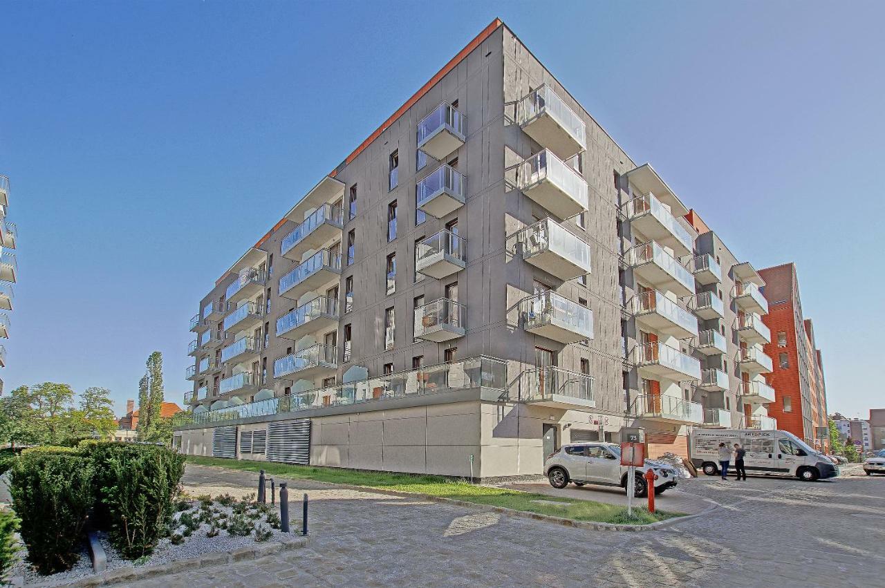 City Center - Aura By Apartmore Gdansk Exterior photo